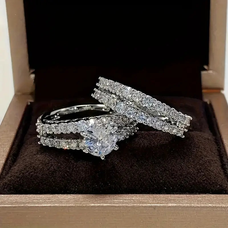 Elegant Eternal Radiance Gold Ring Set