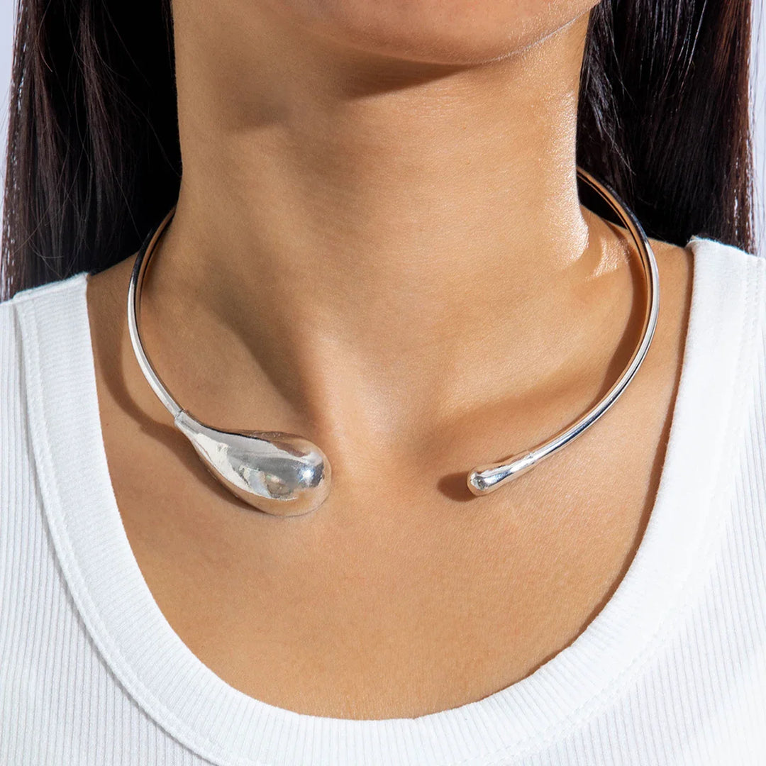 Golden Waterdrop Choker Necklace